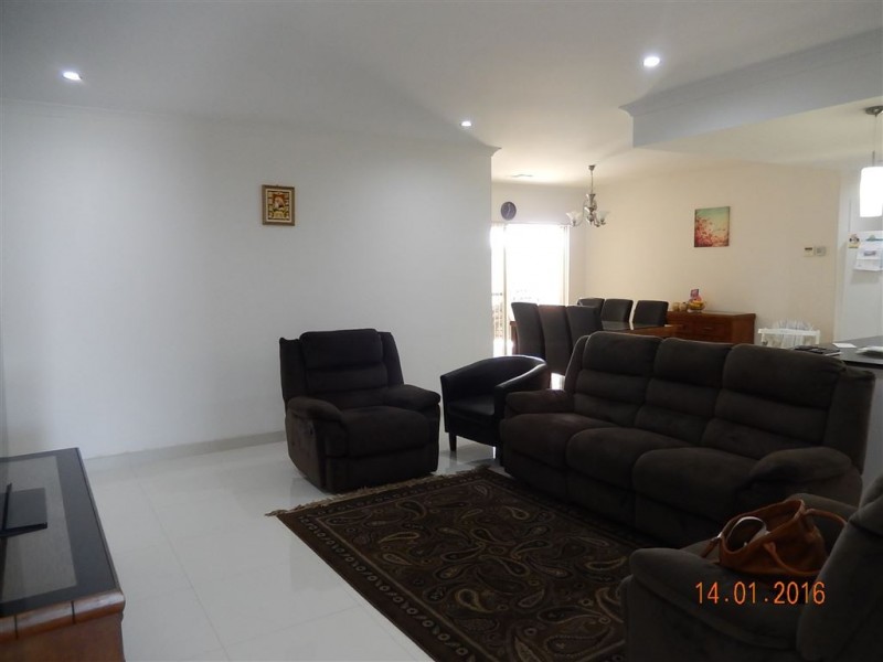 37 Laggan Road, Canning Vale WA 6155