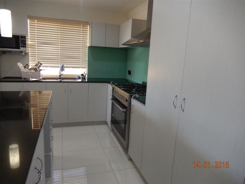 37 Laggan Road, Canning Vale WA 6155