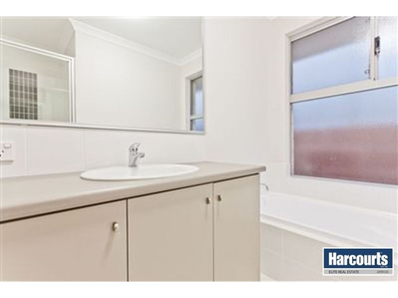 3 Ewens Pass, Wandi WA 6167