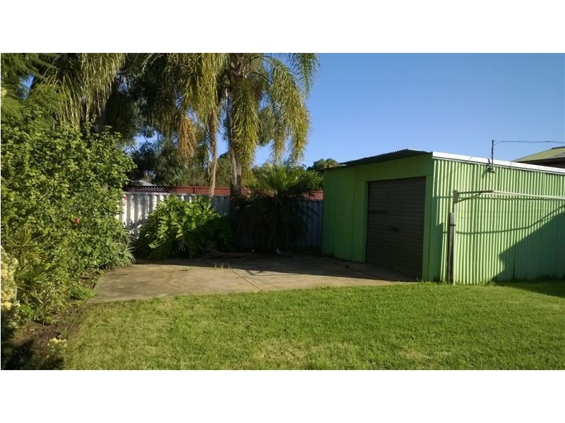 17A Marian Avenue, Armadale WA 6112