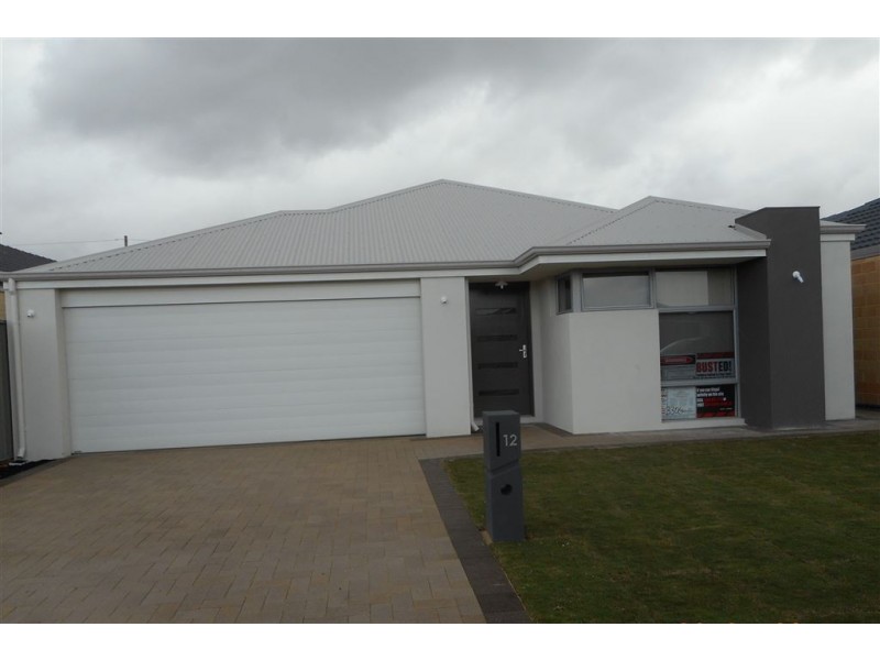 12 Bloomsbury Way, Harrisdale WA 6112