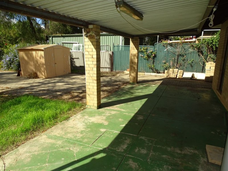 36 Terence Street, Gosnells WA 6110