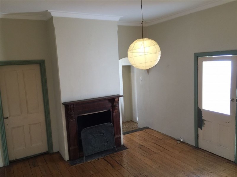 77 Hampton Road, Fremantle WA 6160