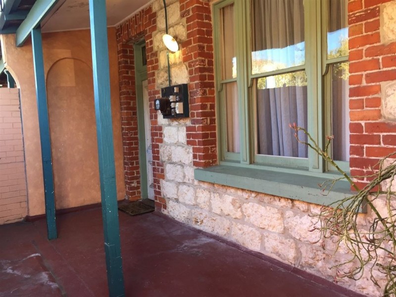 77 Hampton Road, Fremantle WA 6160