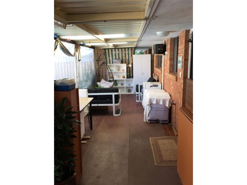 6A Clements Grove, Armadale WA 6112