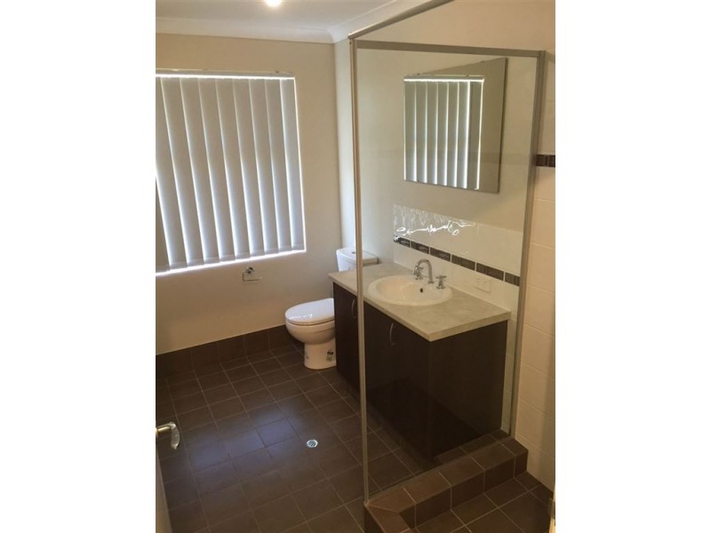 25 Streamside Street, Southern River WA 6110