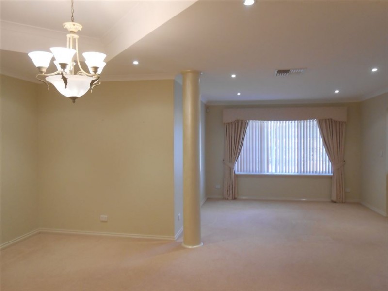 37 Lomandra Drive, Canning Vale WA 6155