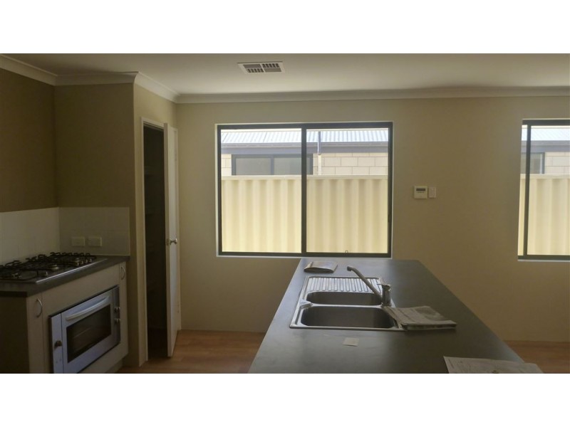 10 Pallid Street, Harrisdale WA 6112