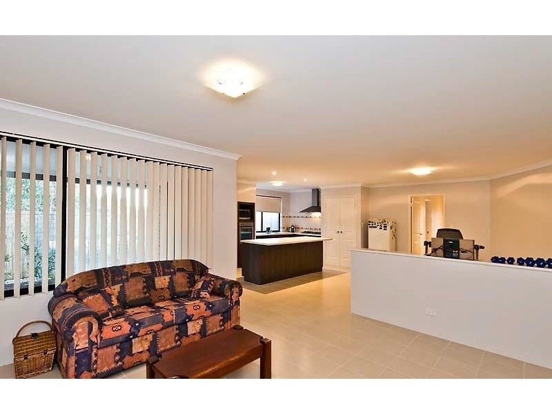 7 Heronwood Glade, Harrisdale WA 6112