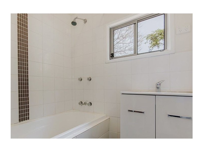 44 Cowcher Way East, Medina WA 6167