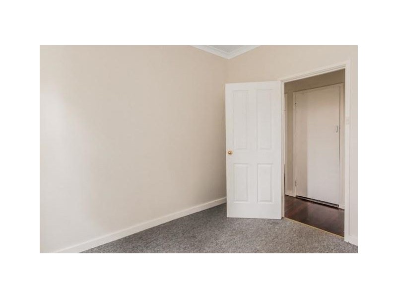 44 Cowcher Way East, Medina WA 6167