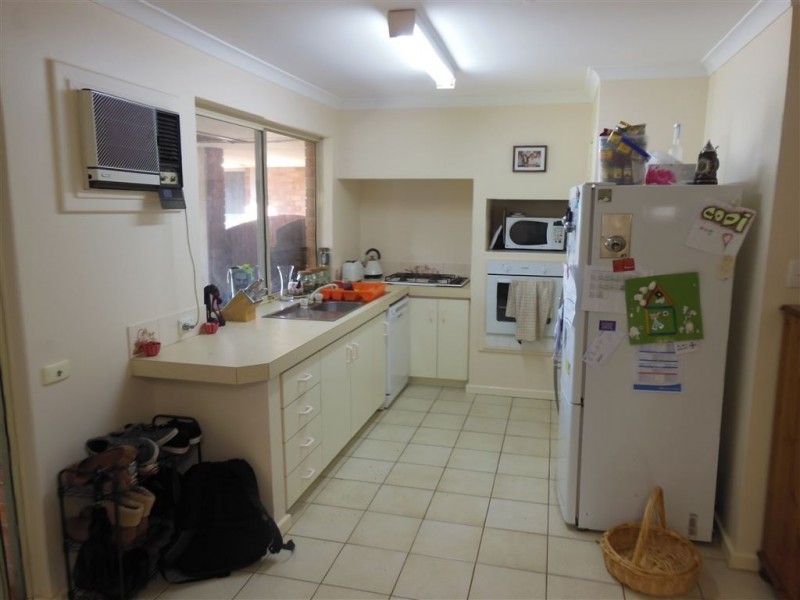 20A Sanderling Drive, Thornlie WA 6108