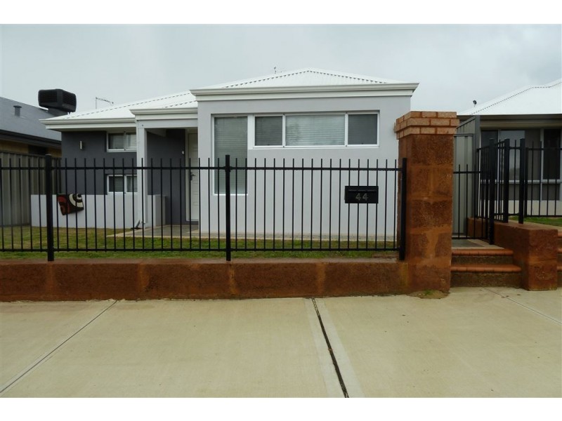 44 Newhaven Parade, Byford WA 6122