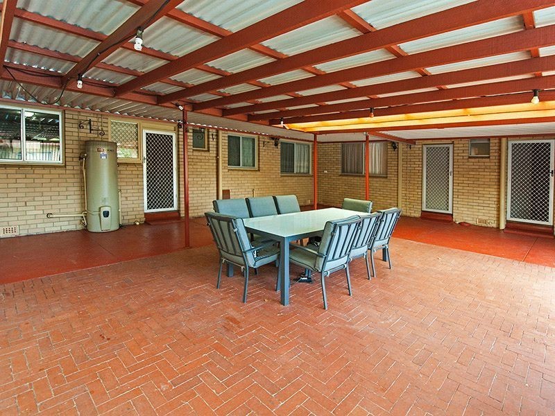55 Crandon St, Gosnells WA 6110