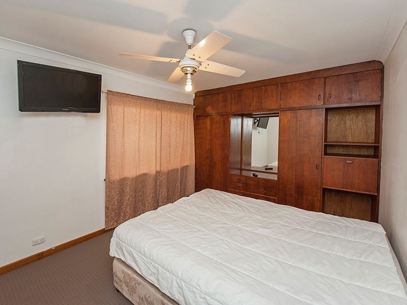 55 Crandon St, Gosnells WA 6110