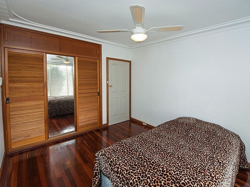 55 Crandon St, Gosnells WA 6110
