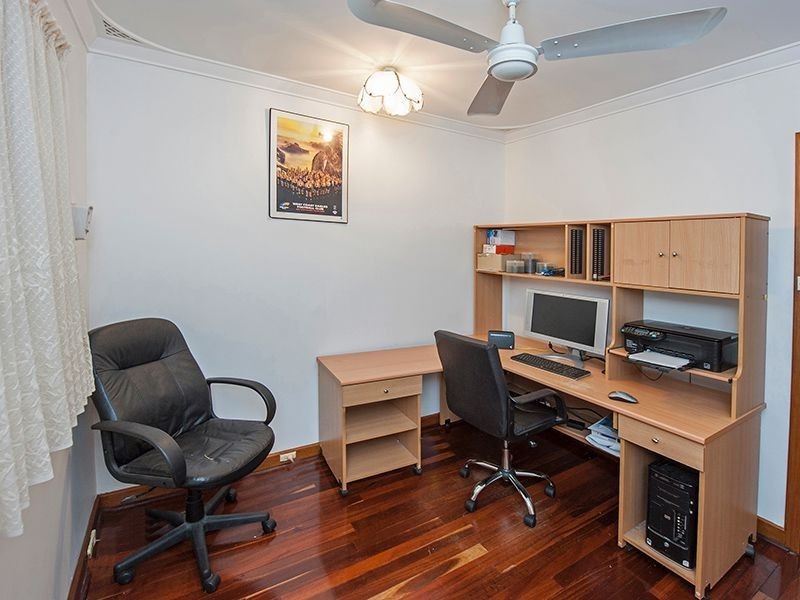 55 Crandon St, Gosnells WA 6110