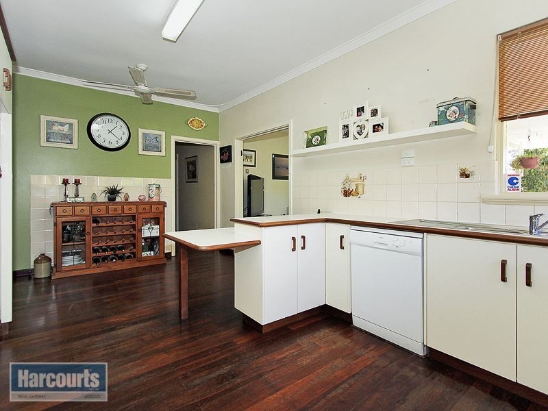 76 Connell Avenue, Martin WA 6110