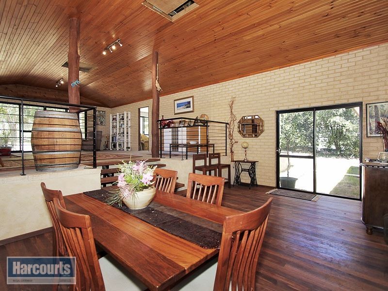 76 Connell Avenue, Martin WA 6110