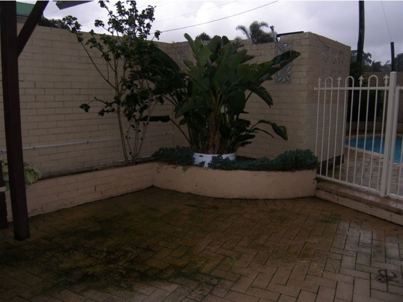 37 Galliers Ave, Armadale WA 6112