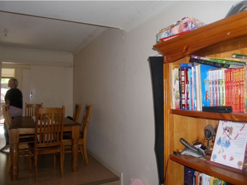 37 Galliers Ave, Armadale WA 6112