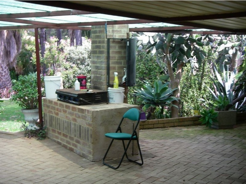 20 Tuck Street, Armadale WA 6112