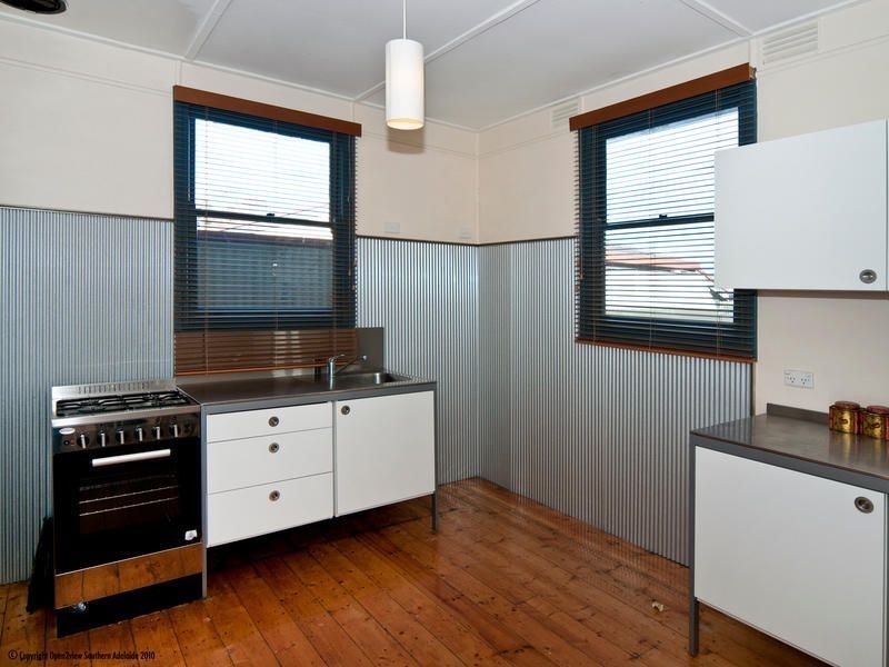 39 Quinliven Road, Port Willunga SA 5173