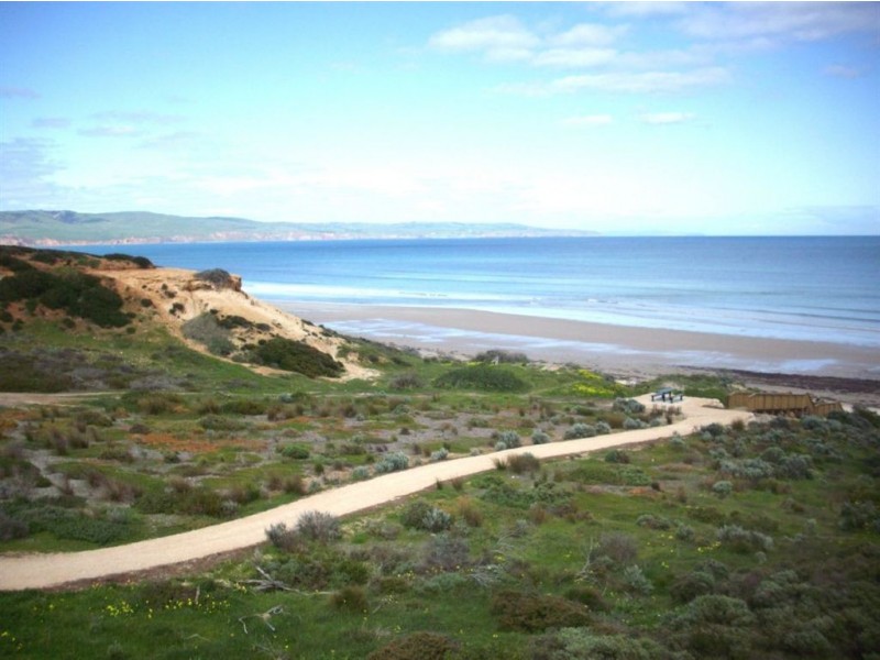 34 Banksia Ave, Aldinga Beach SA 5173