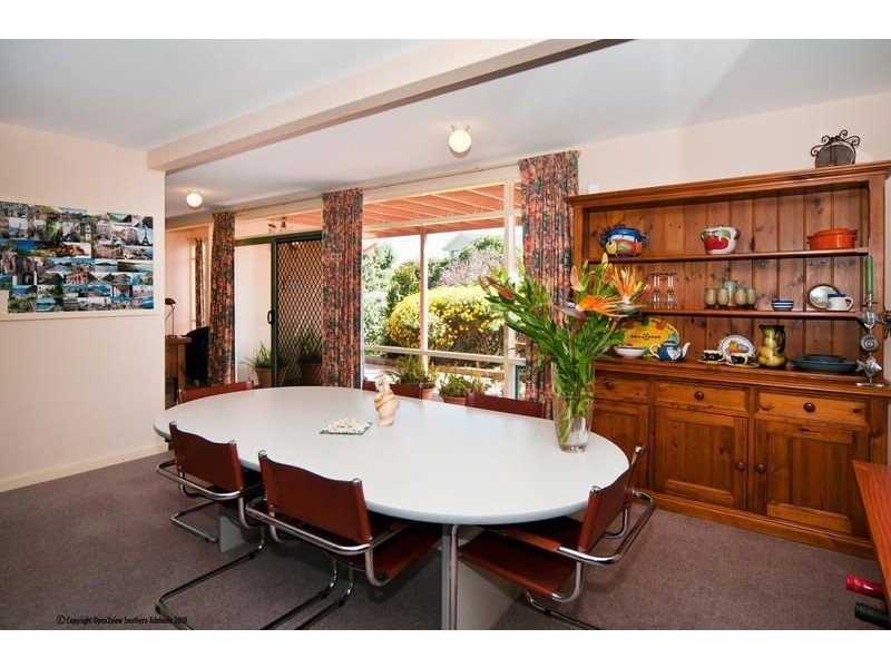 10 Anchor Terrace, Port Willunga SA 5173