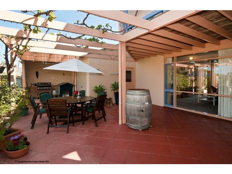 10 Anchor Terrace, Port Willunga SA 5173