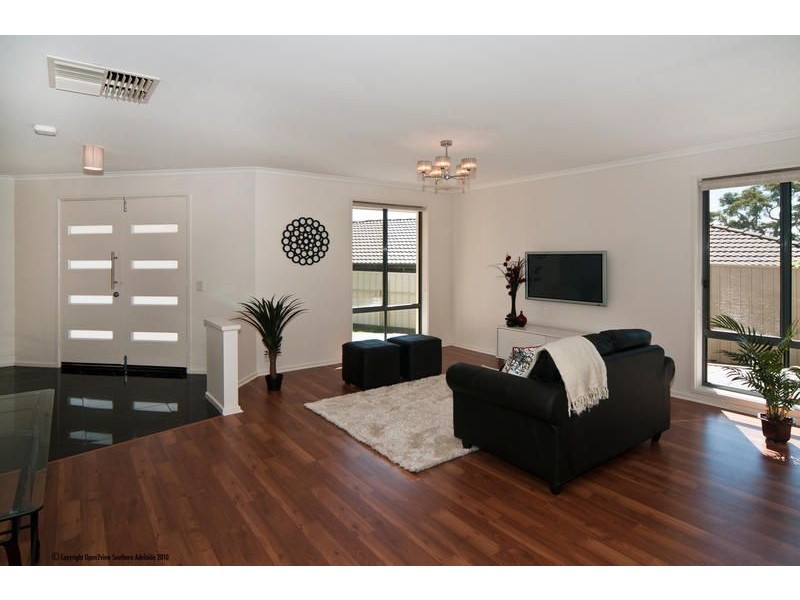 15 Houndsgate Court, Onkaparinga Hills SA 5163