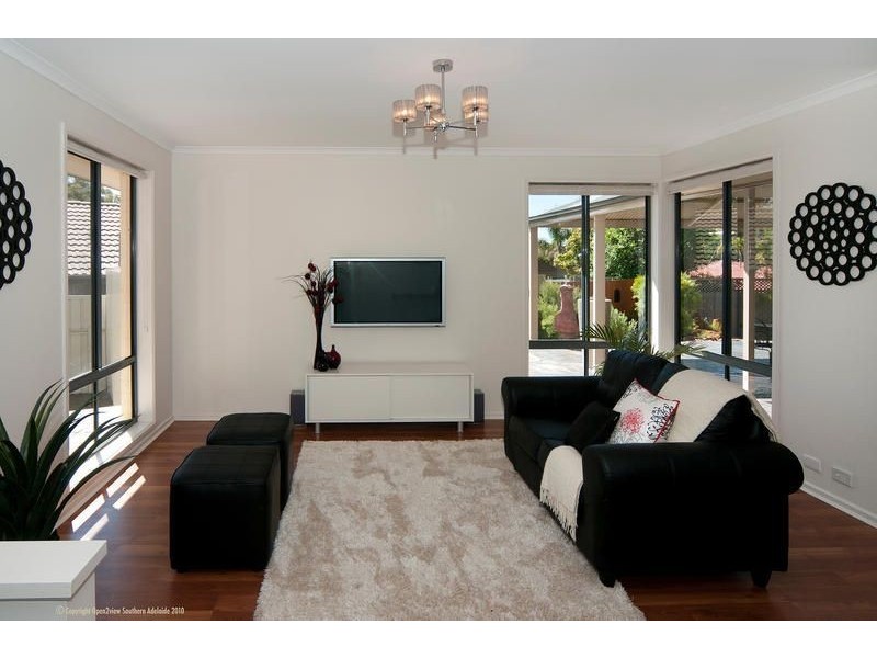 15 Houndsgate Court, Onkaparinga Hills SA 5163