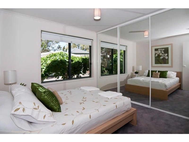 15 Houndsgate Court, Onkaparinga Hills SA 5163