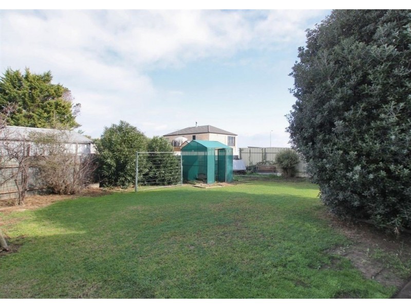 2 Quinliven Road, Aldinga Beach SA 5173