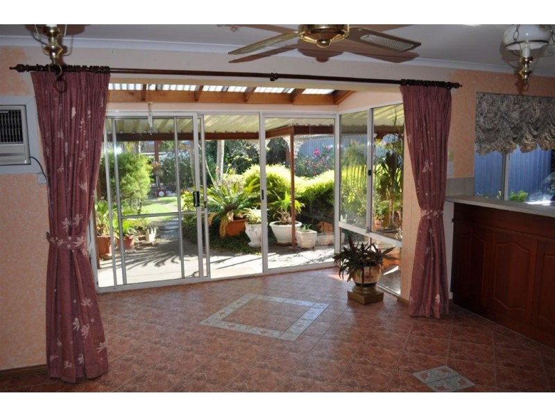 2 Hamilton Road, Aldinga Beach SA 5173