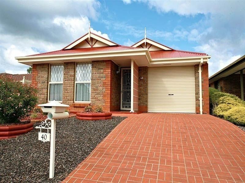 40 Bordeaux Drive, Woodcroft SA 5162