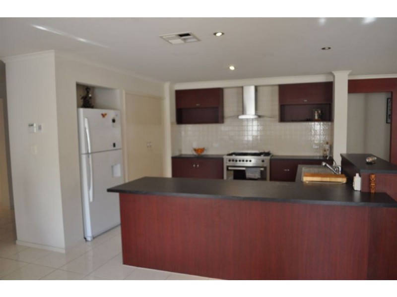 3 Cockle Avenue, Aldinga Beach SA 5173