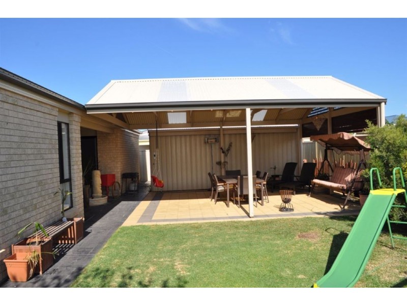 3 Cockle Avenue, Aldinga Beach SA 5173