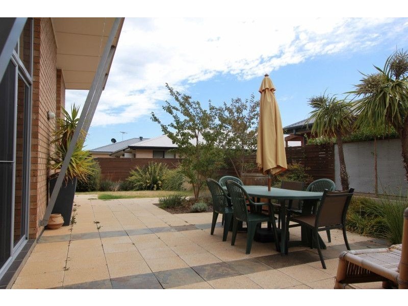 3 Nicholl Avenue, Aldinga Beach SA 5173