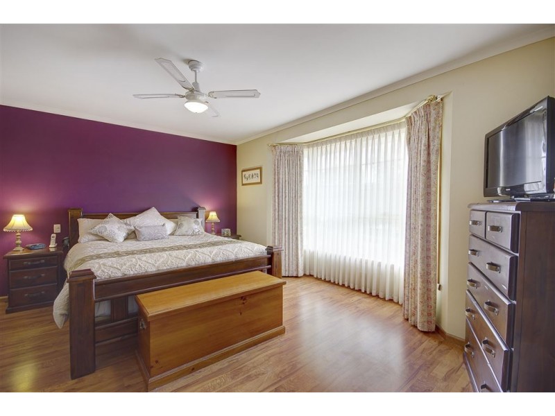 64 Bellnore Drive, Norlane VIC 3214