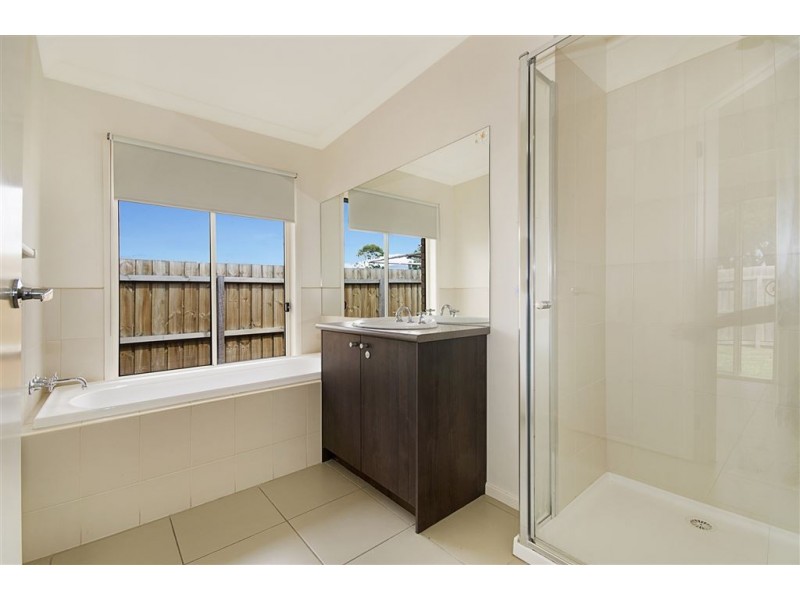 19 Nigella Avenue, Corio VIC 3214