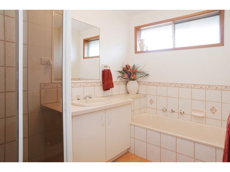 10 Sten Court, Corio VIC 3214