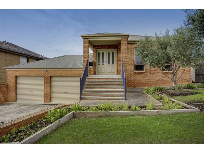 11 Corinella Street, Bell Post Hill VIC 3215