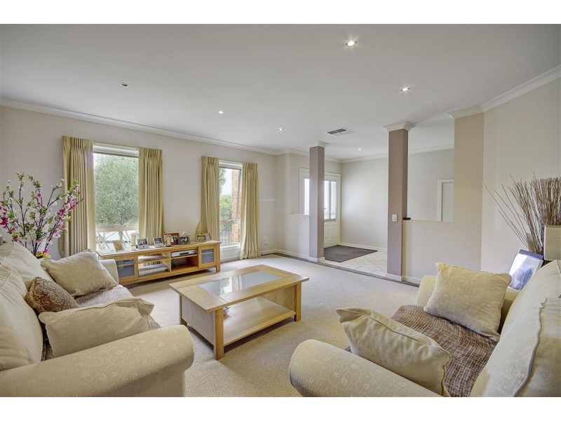 11 Corinella Street, Bell Post Hill VIC 3215