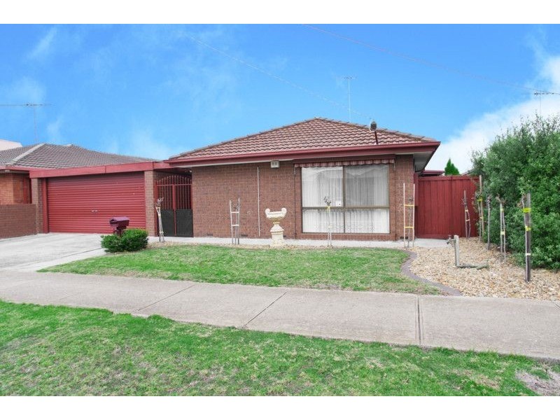 6 Nanworen Crescent, Bell Park VIC 3215