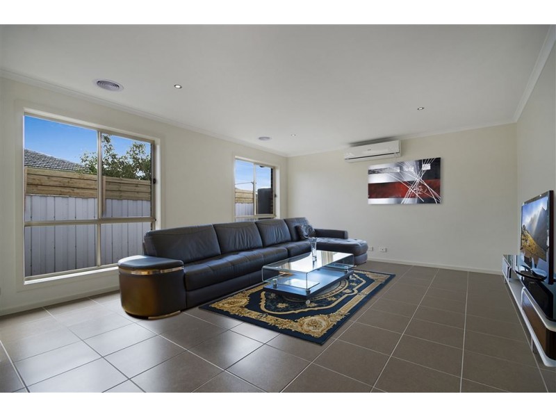 2/20 Thorburn Street, Bell Park VIC 3215