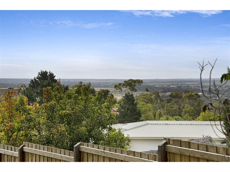 233 Scenic Road, Highton VIC 3216