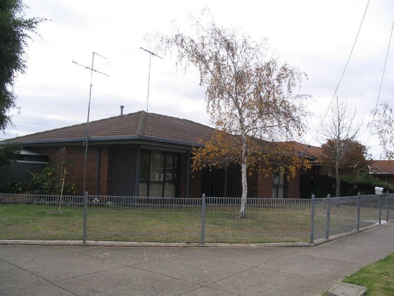 37 Cloverdale Drive, Corio VIC 3214