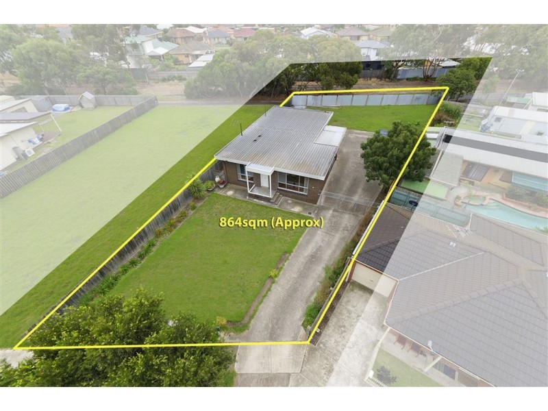 12 Castle Court, Bell Park VIC 3215