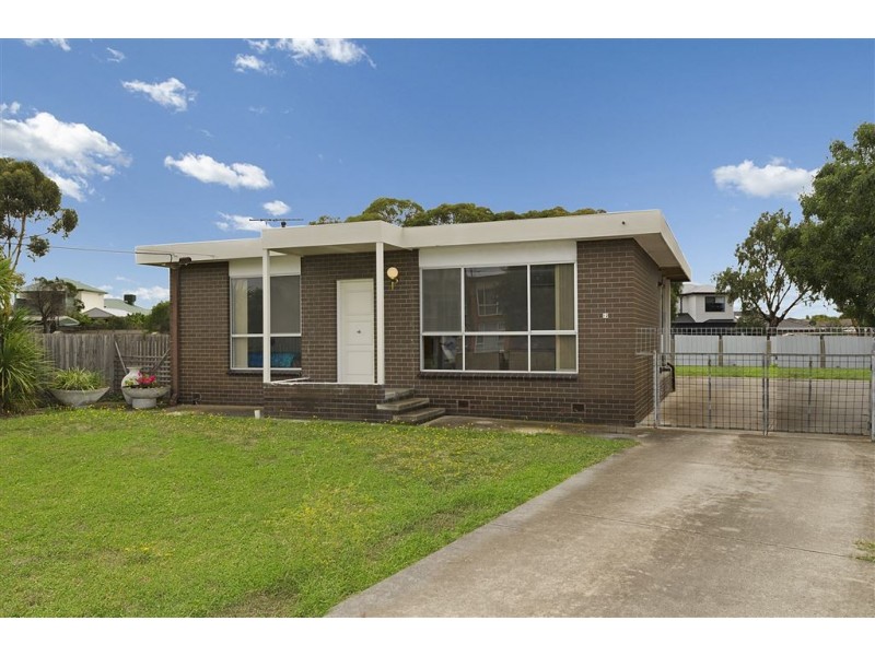 12 Castle Court, Bell Park VIC 3215